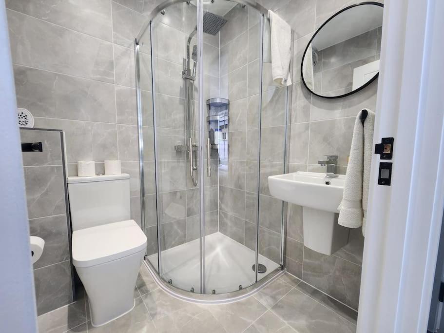 Paradigm Court, Modern 3-Bedroom Flat 1, Оксфорд Экстерьер фото